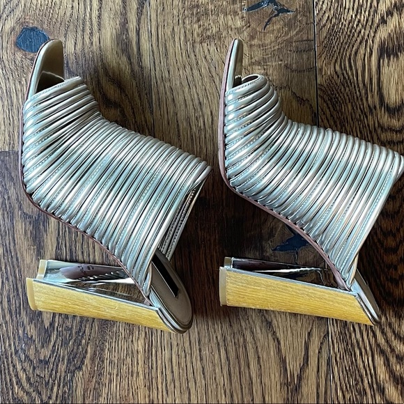 Rachel Zoe Metallic Leather Seneca Mules 7.5 - Picture 6 of 7